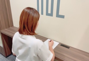 カルテ記入